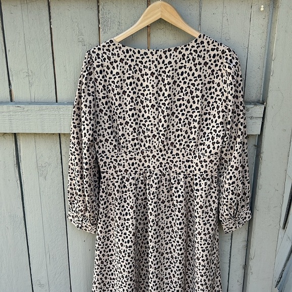 J. Crew Leopard Print Button Front A Line Midi Dress Sz 4 Retro Chic - Picture 5 of 5